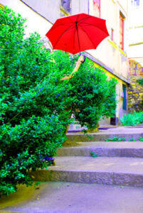 Mary Poppins, Lyon, la poste, villeurbanne, city, ville, urbain, roller, France, artiste française, artiste drômoise, mix-media, mix media-artist, photographie, photographe, photo, photographe-plasticienne.